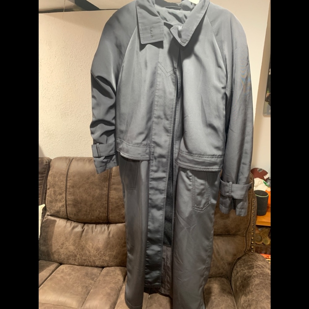 Rain Shedder Womens Rain Coat 10 Button Down Black Long Trench Lined